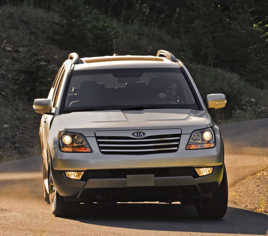  Kia Borrego 2009 года  (фото 243 из 345)